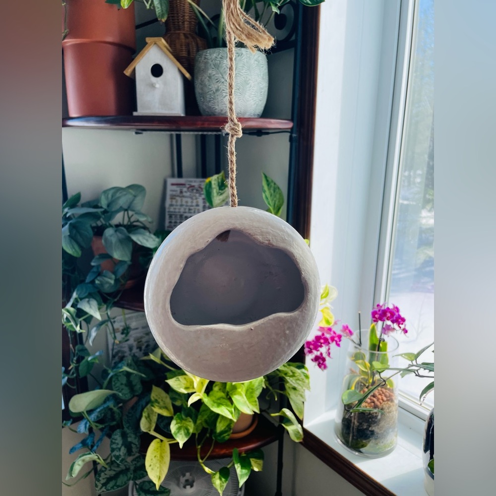 Hanging Round Ceramic Planter - Light Gray